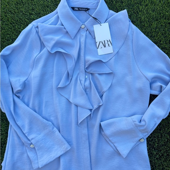 Zara Elegant Light Blue Ruffled Women's Top With Jewel Buttons - Picture 5 of 6